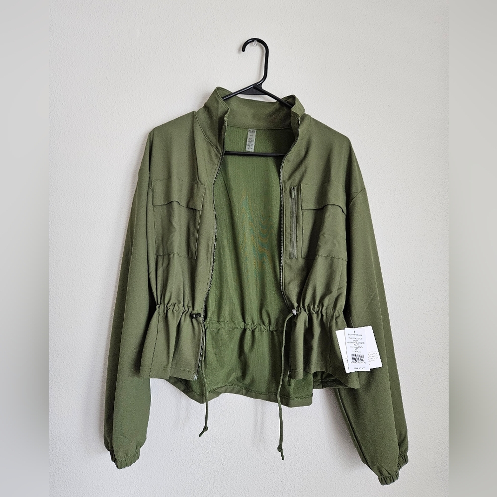NWT Beyond Yoga City Chic Jacket